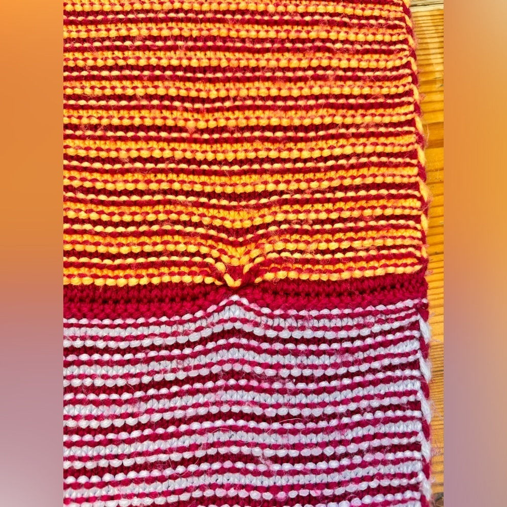 The North Face multicoloured knit infinity scarf - Picture 6 of 9